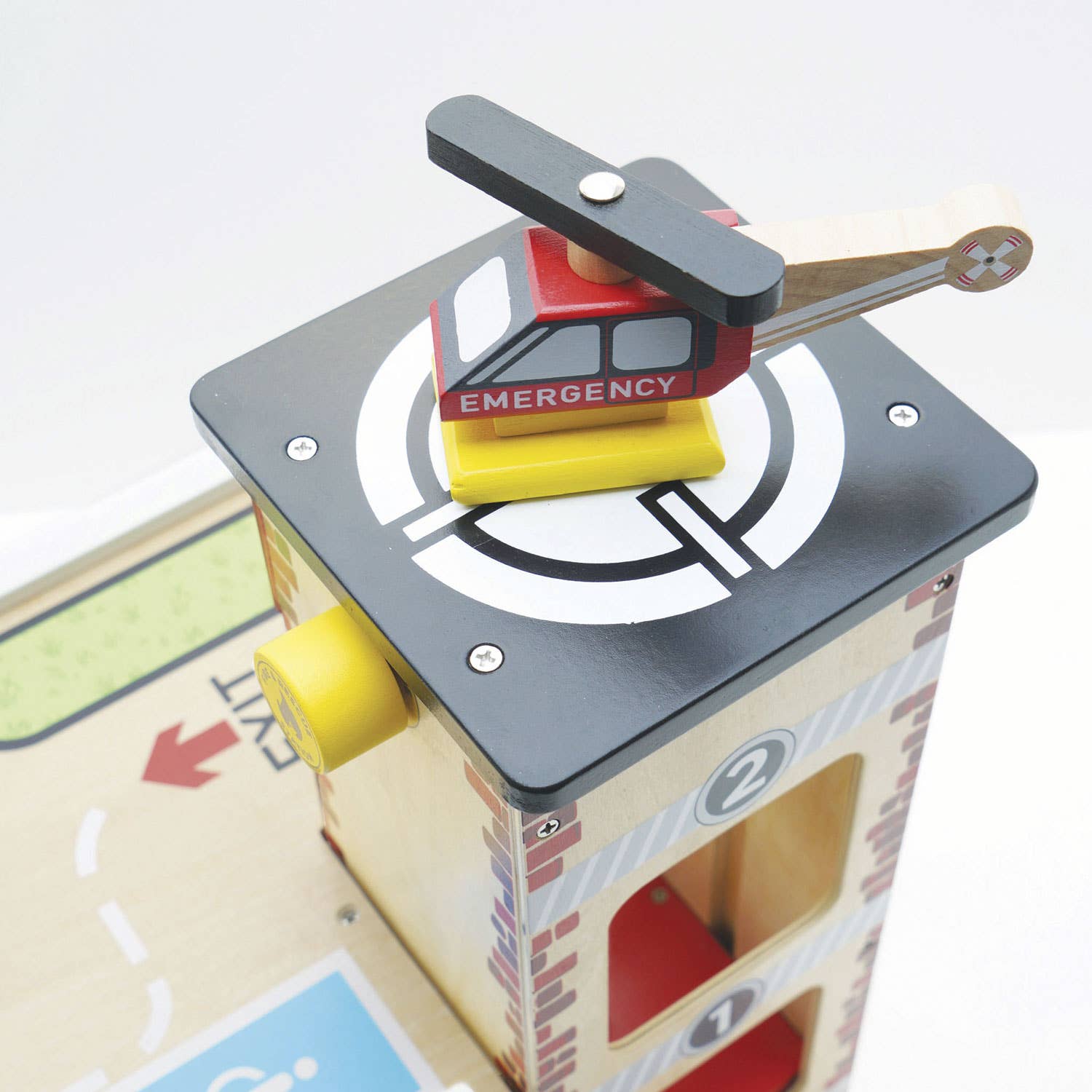 Garage d'incendie et de secours - Jeu de rôle éducatif enfant - myplayground