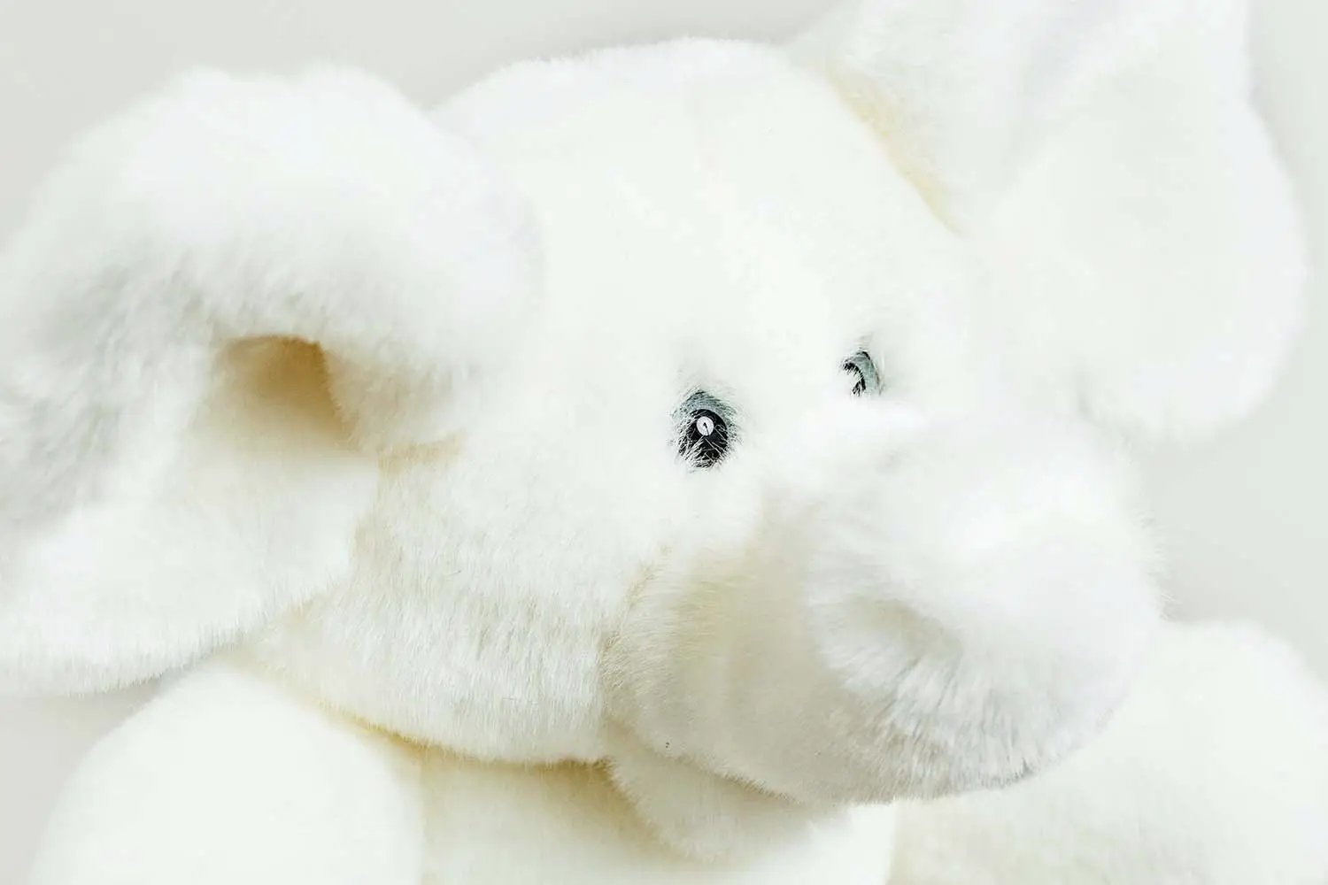 Ma peluche Éléphant Victor - La Pelucherie by La Pelucherie