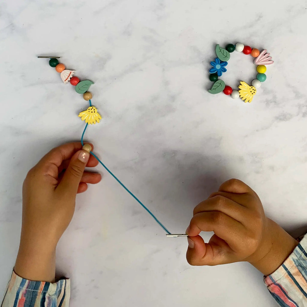 Kit de fabrication de bracelets de fleurs sauvages by Cotton Twist
