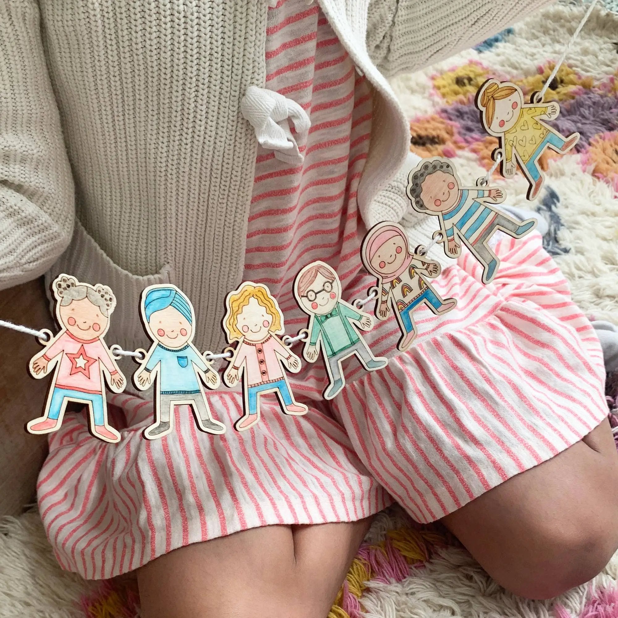 Kit de bricolage « Poupées en papier » en bois by Cotton Twist