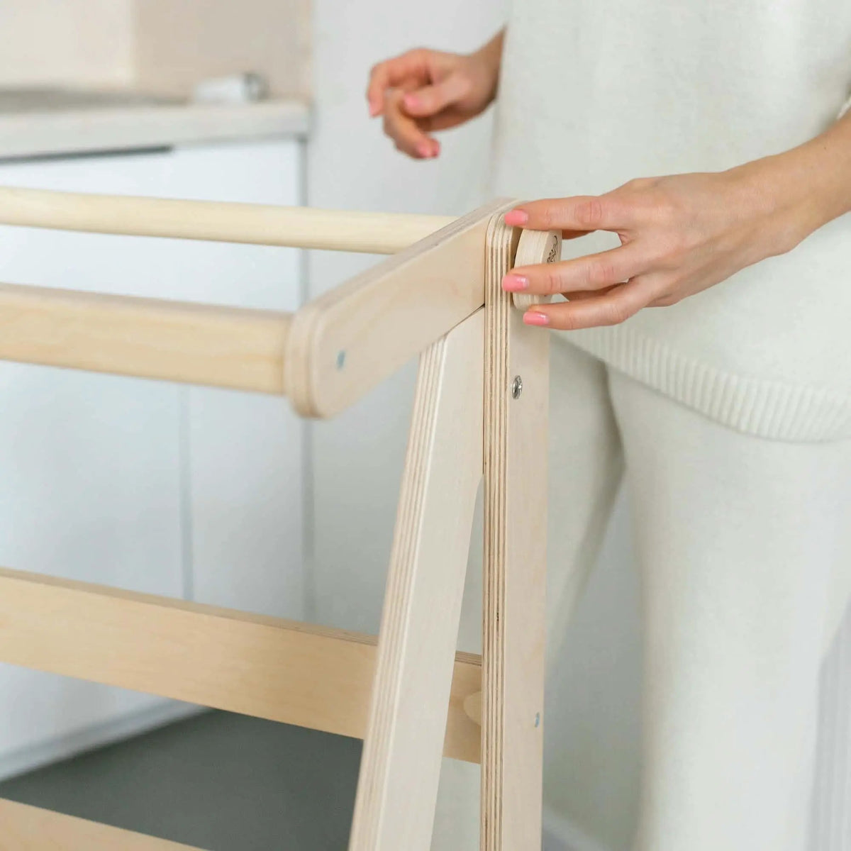 Tour d'observation montessori Pliable - bois brut (non verni), 18 à 24 mois -BusyKids by BusyKids