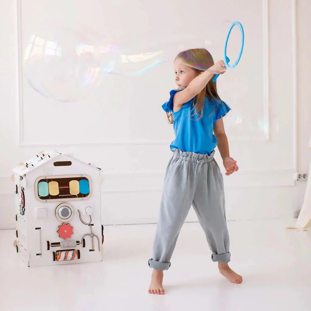 Ensemble Maisonnette et Cube interactif - blanc/pastel, bois Natura, 12 à 18 mois - BusyKids by BusyKids