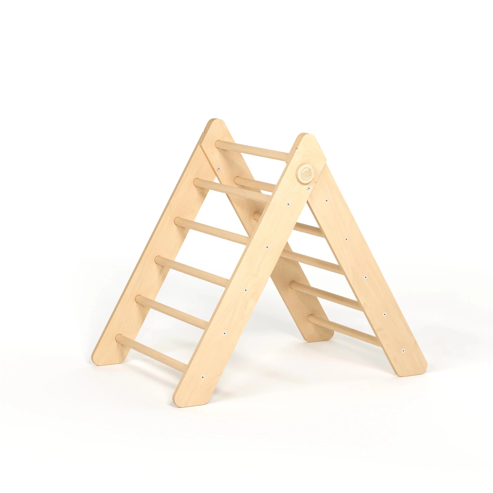 Triangle de Motricité Pikler - couleur Nature, bois brut (non verni), 12 à 18 mois - BusyKids - myplayground