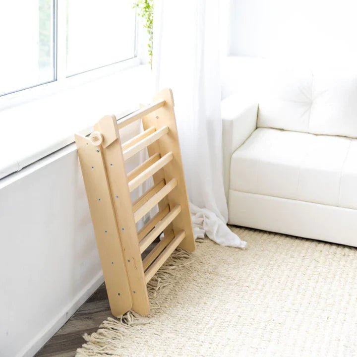 Ensemble Triangle Pikler et Planche à Double Face - Couleur Nature, Bois Natura, 12 à 18 mois - BusyKids - myplayground