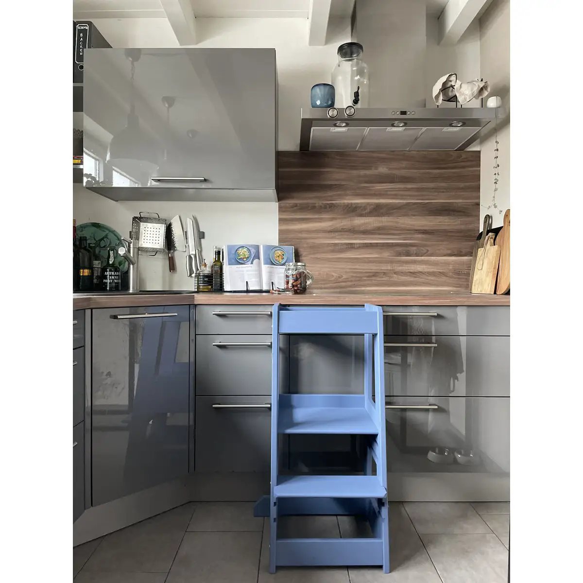 tiSsi® learning tower FELIX beech PIGEON BLUE by tiSsi ® Familie beginnt mit uns™