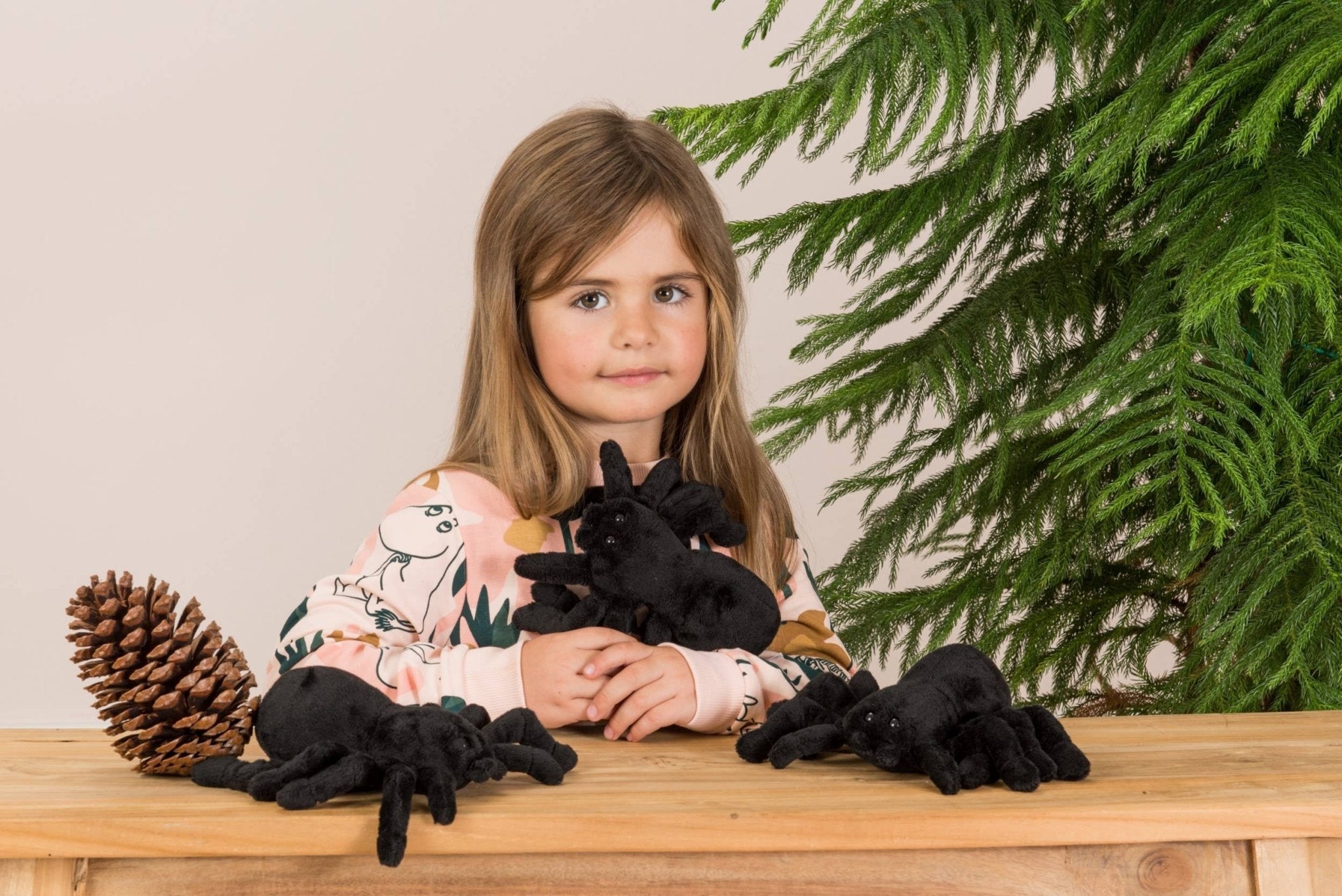 Araignée noire 16 cm - peluche - myplayground