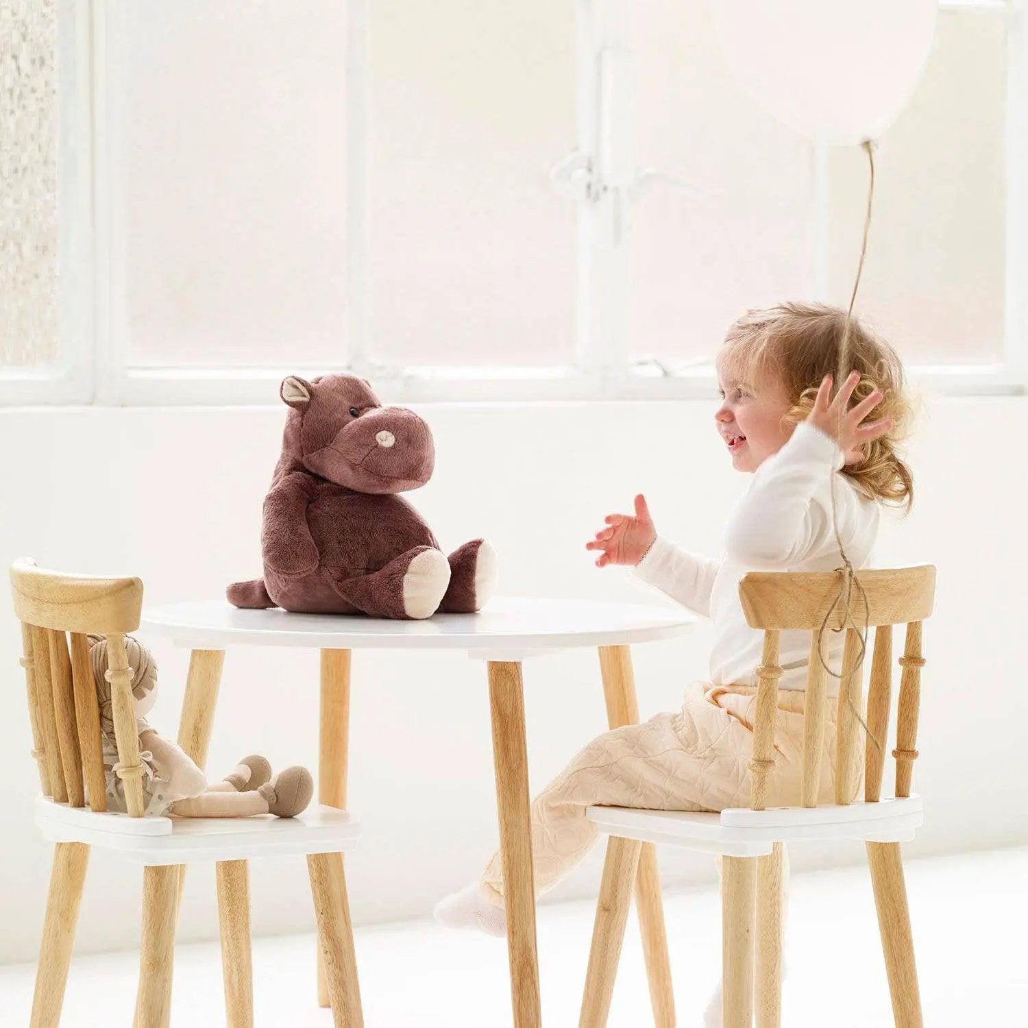 Table et deux chaises - Jeu Montessori enfant ( 3 ans 6 ans ) by Le Toy Van