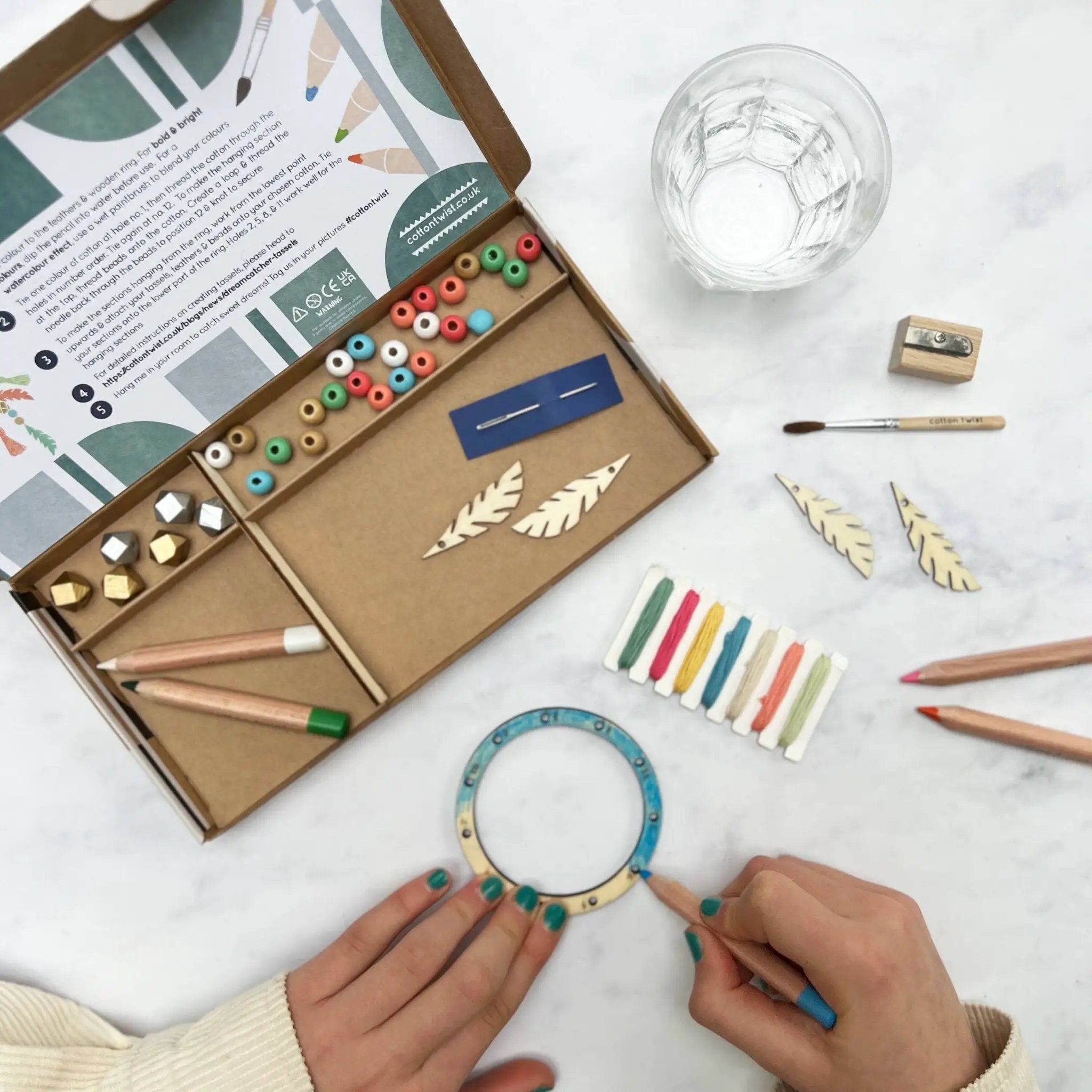 Créez votre propre kit de bricolage Dreamcatcher by Cotton Twist
