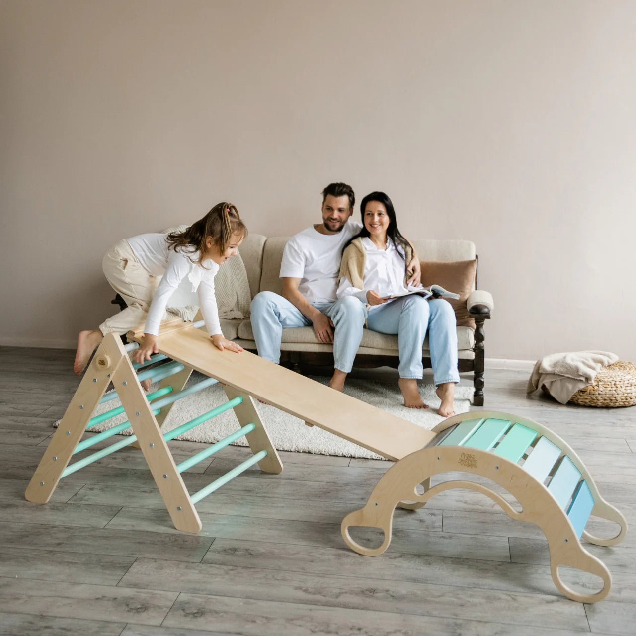 Ensemble triangle pikler + planche + bascule d’équilibre - menthe, bois Natura, 12 à 18 mois - BusyKids - myplayground