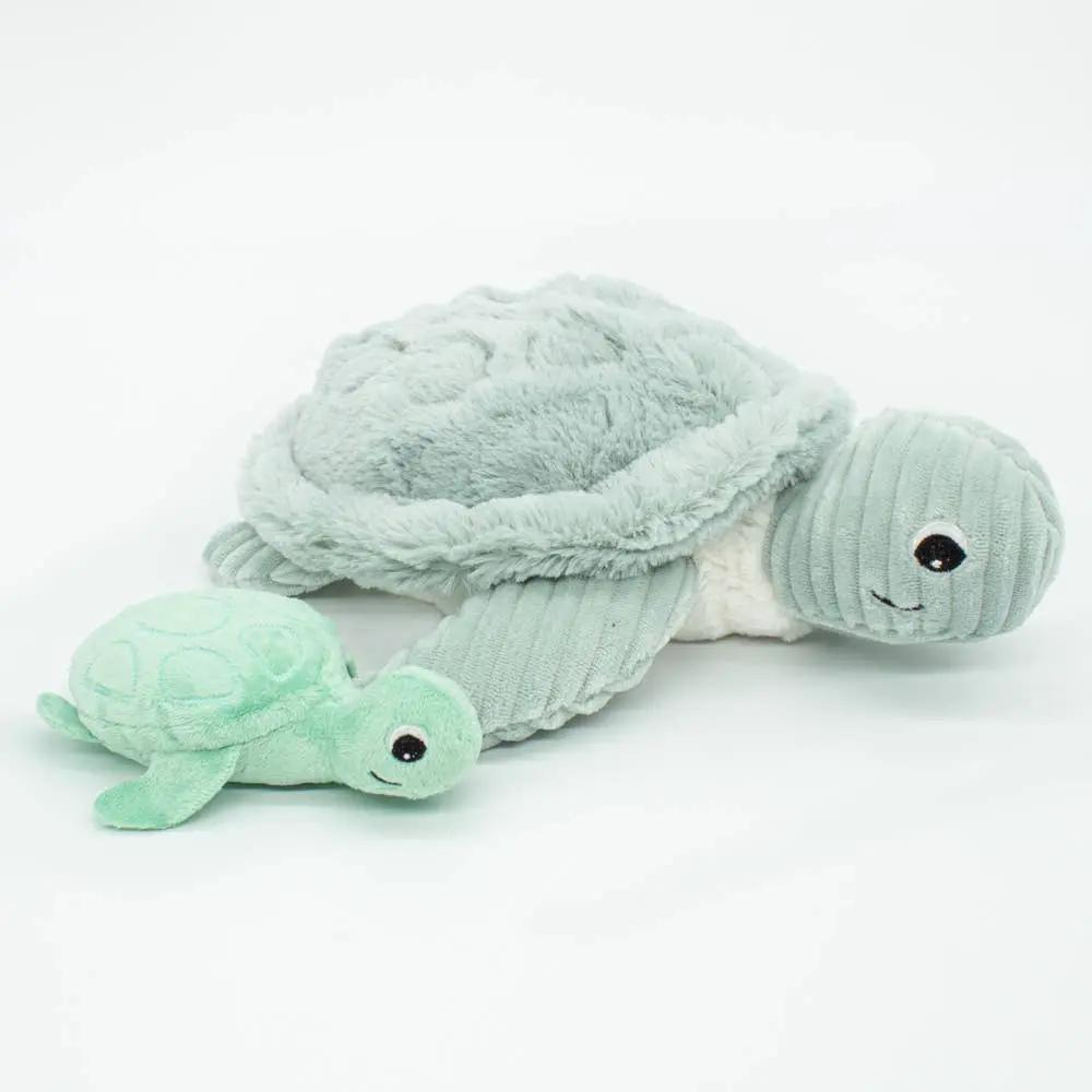 Mum & Baby Turtle menthe / Les Ptitpotos - Les Déglingos, France by Les Déglingos, France