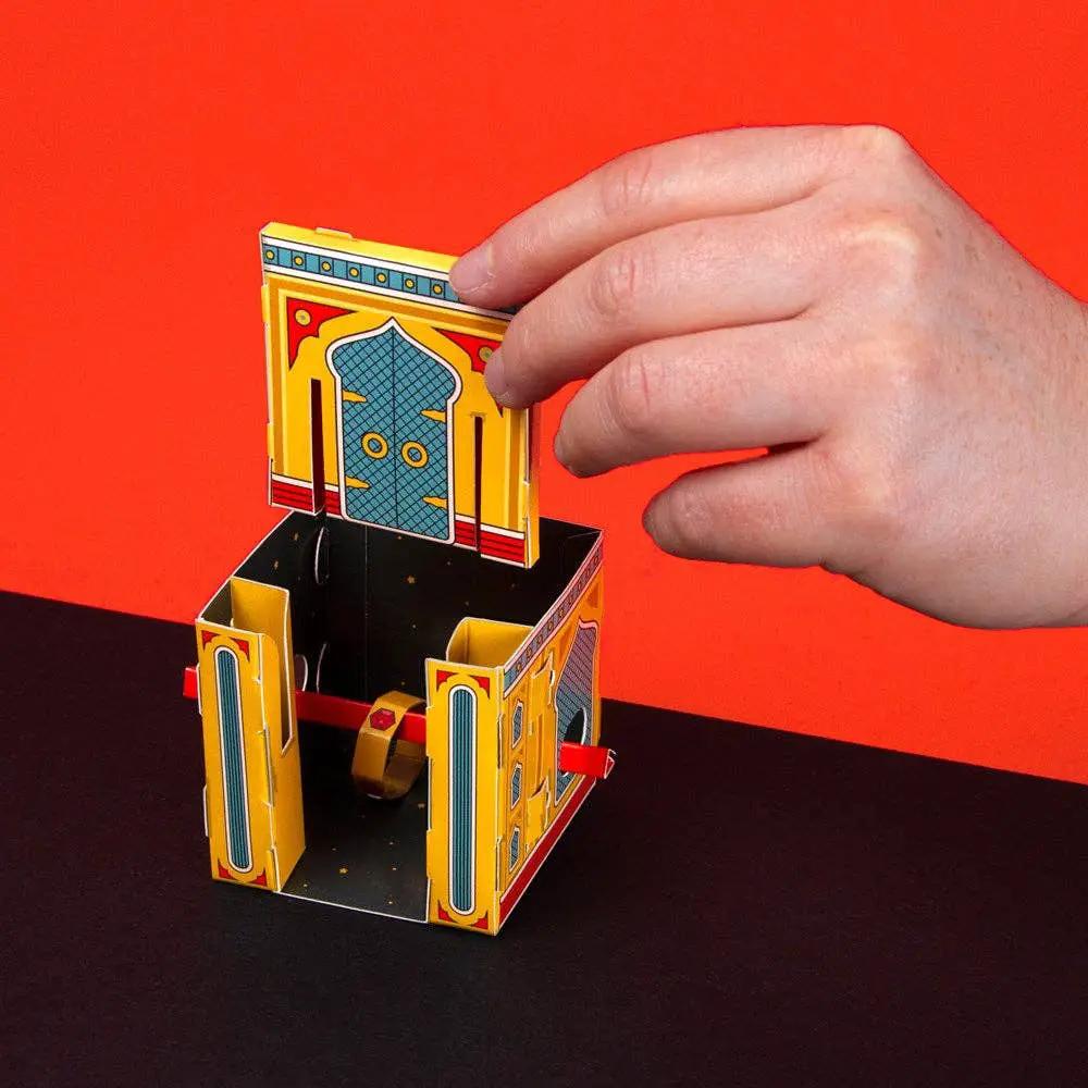 Créez votre propre tour de magie : une illusion remarquable de chambre à anneaux by Clockwork Soldier