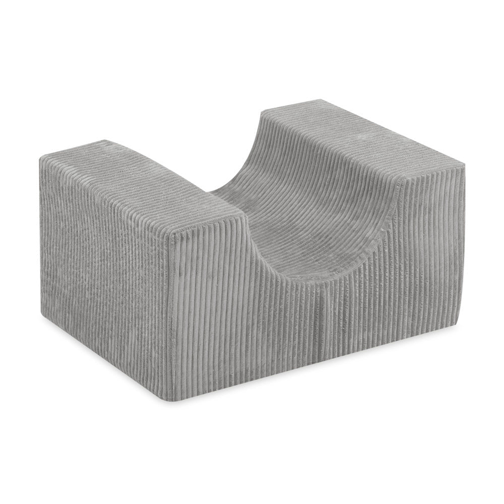 Château de terrain de jeu avec piscine +150 balles (perle, argent) – Velours côtelé gris premium – Plush Nest - myplayground