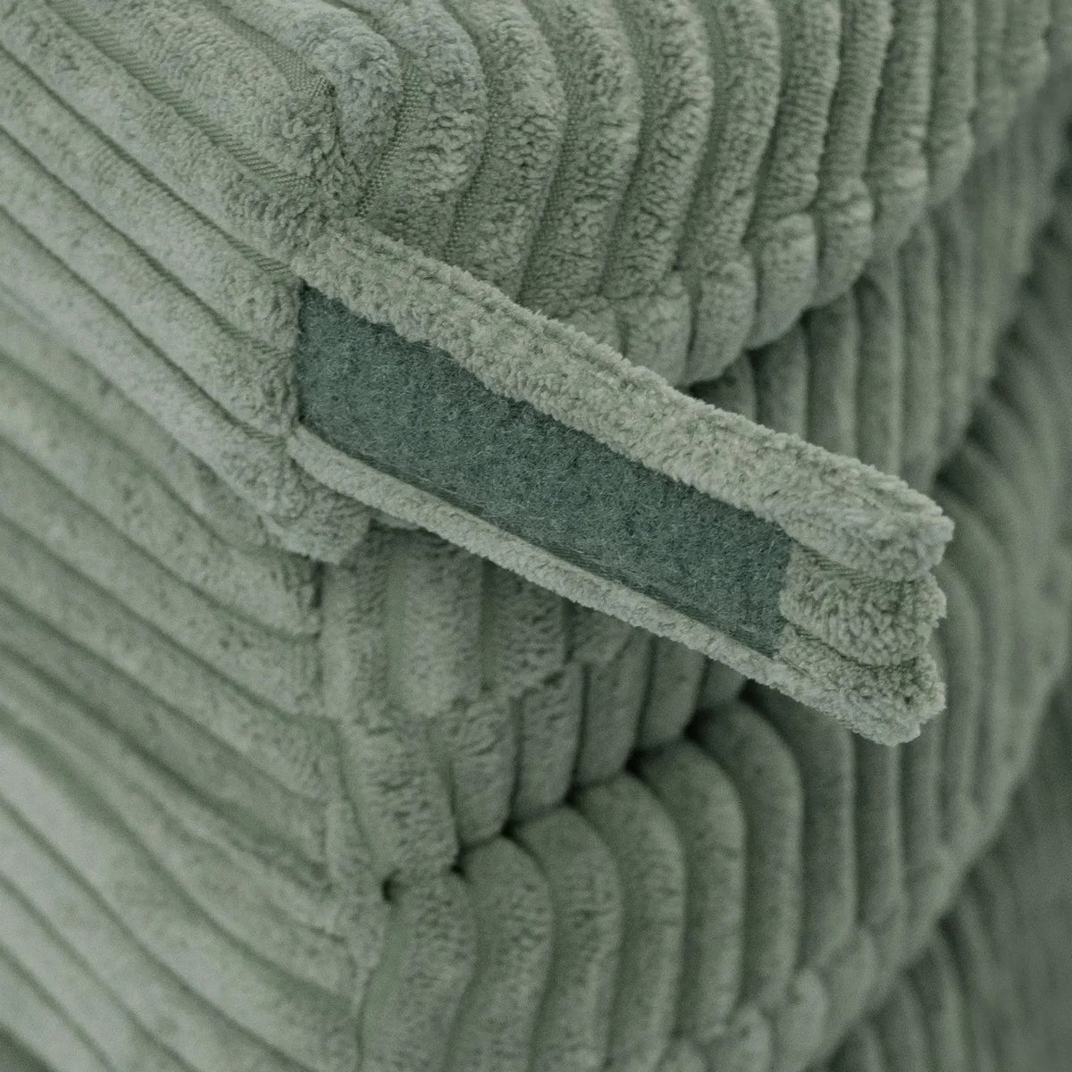 Tapis fleur - 15x115x5 cm, velours côtelé vert moelleux, tapis de jeu - Plush Nest by Misioo