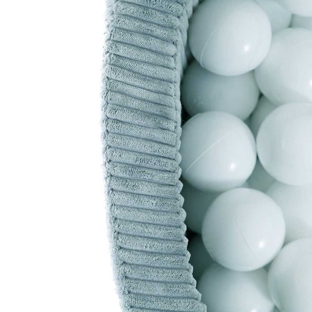 Piscine à balles - ronde 90x30 cm, velours côtelé prenium (+ 200 boules perle, perle menthe, argent) - Plush Nest - Misioo - myplayground