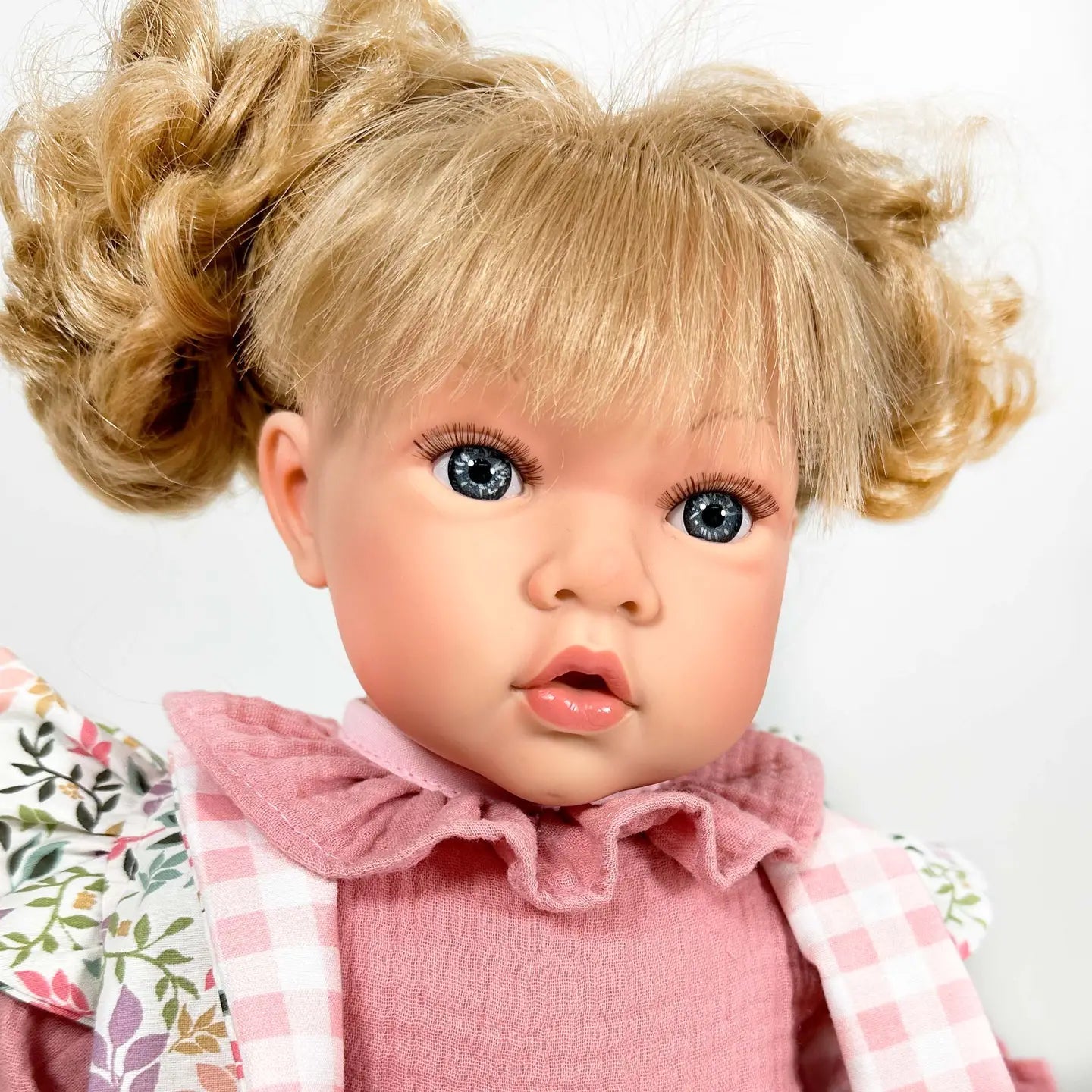 Poupée Susette Blossom couettes - Nines Artesanals - myplayground