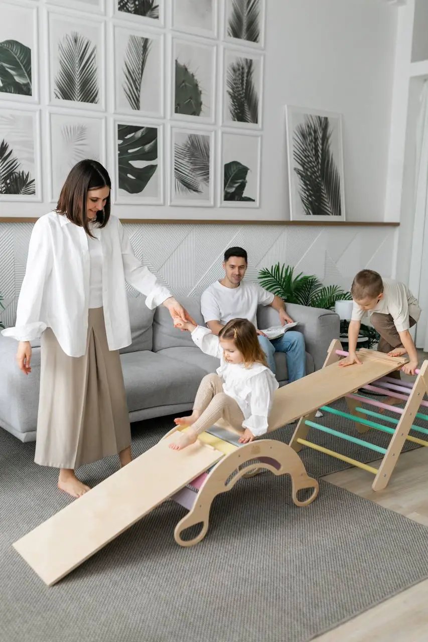 Ensemble triangle pikler + 2 Planches + bascule d’équilibre - Pastel, Bois Natura, 12 à 18 mois - BusyKids by BusyKids
