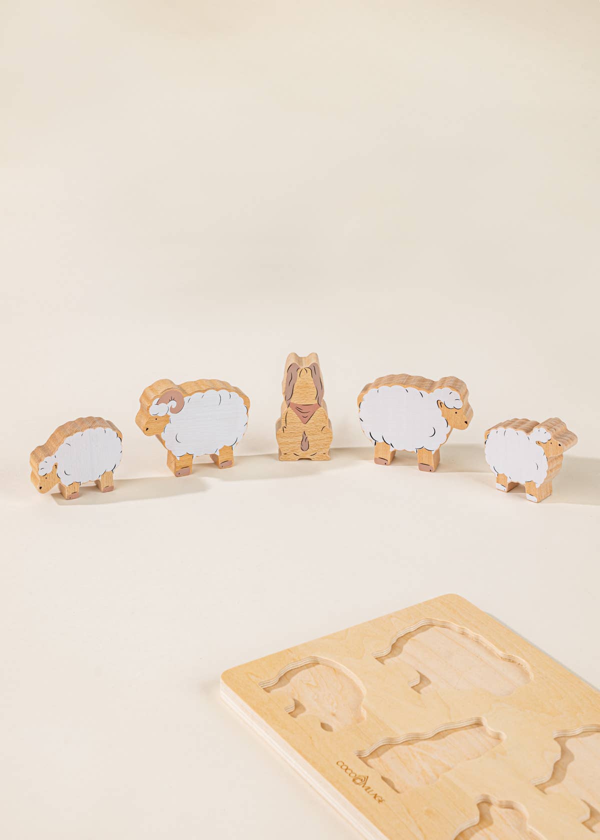 Set de 5 animaux de berger sur assiette en bois - Coco Village - myplayground