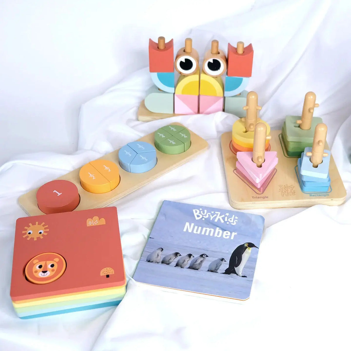 Coffret de Jeu Montessori pour les enfants - 24 à 36 mois - BusyKids by BusyKids