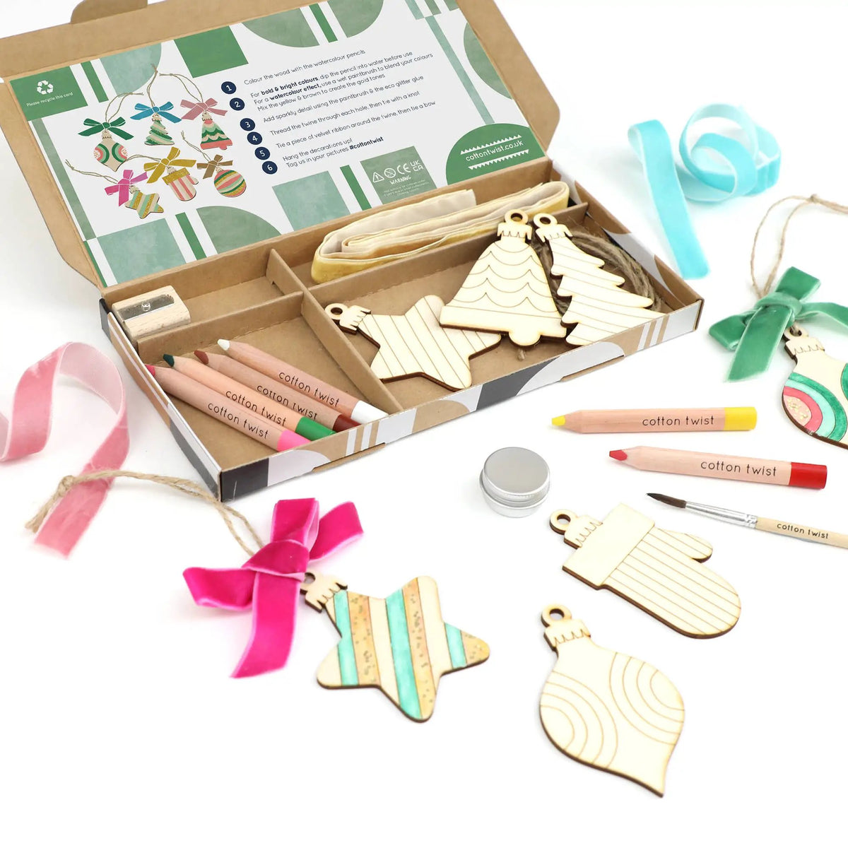 Kit de bricolage pour décorations de Noël à paillettes by Cotton Twist