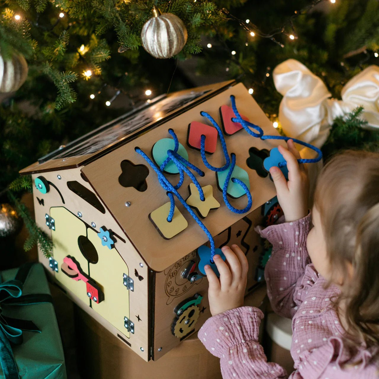 Busy Board maisonnette éducative - bois mini, 12 à 18 mois - busykids - myplayground