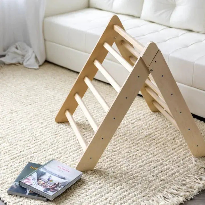 Ensemble Triangle Pikler et Planche à Double Face - Couleur Nature, Bois Natura, 12 à 18 mois - BusyKids by BusyKids