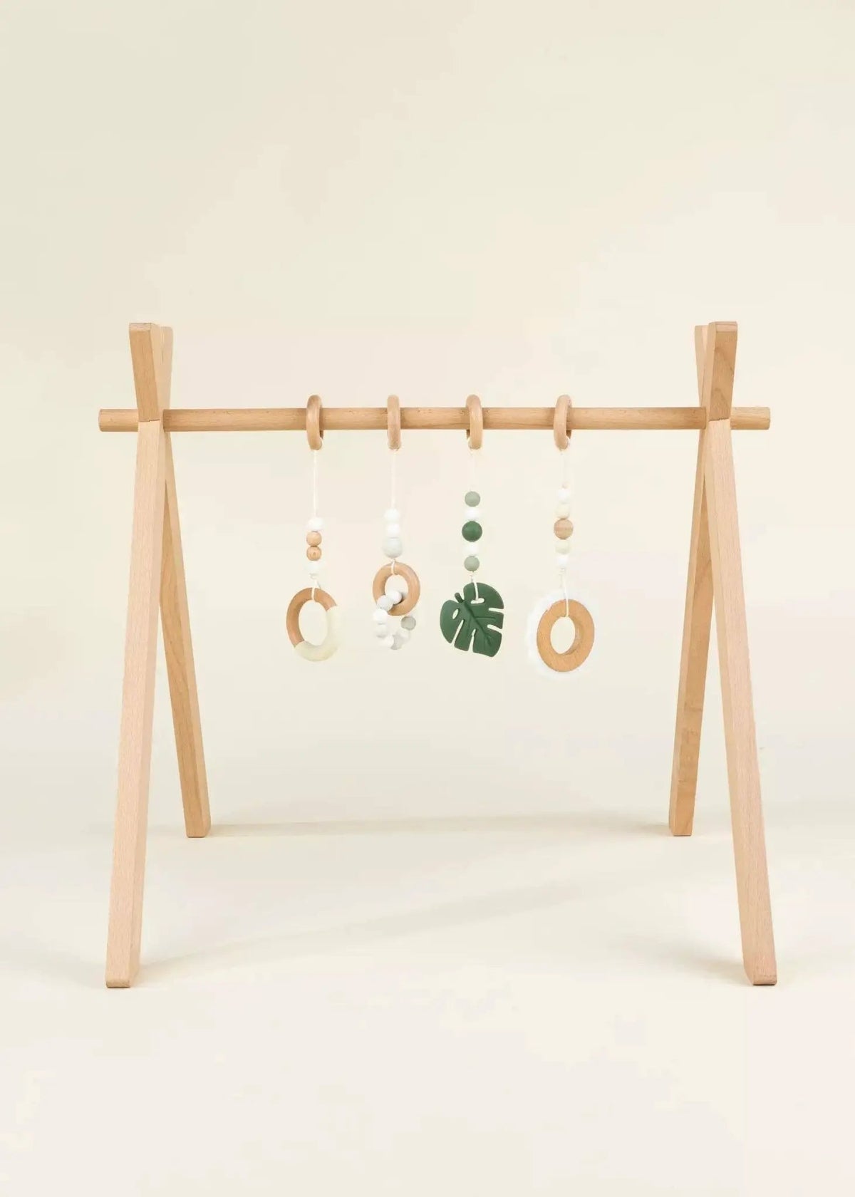 Ensemble de hochets à suspendre en bois et en silicone pour Play Arch (4) - Coco Village by Coco Village