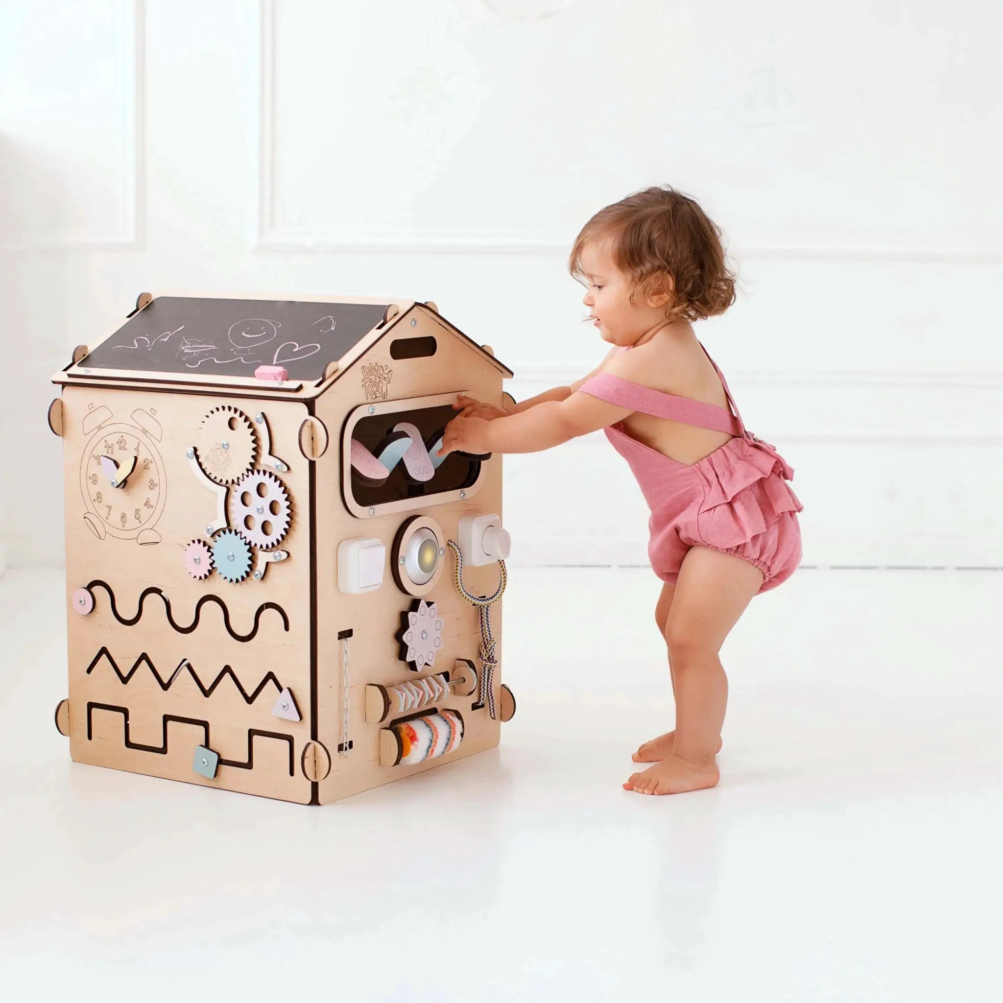 Maisonnette Éducative - pastel, édition limitée, bois natura, 12 à 18 mois - BusyKids by BusyKids