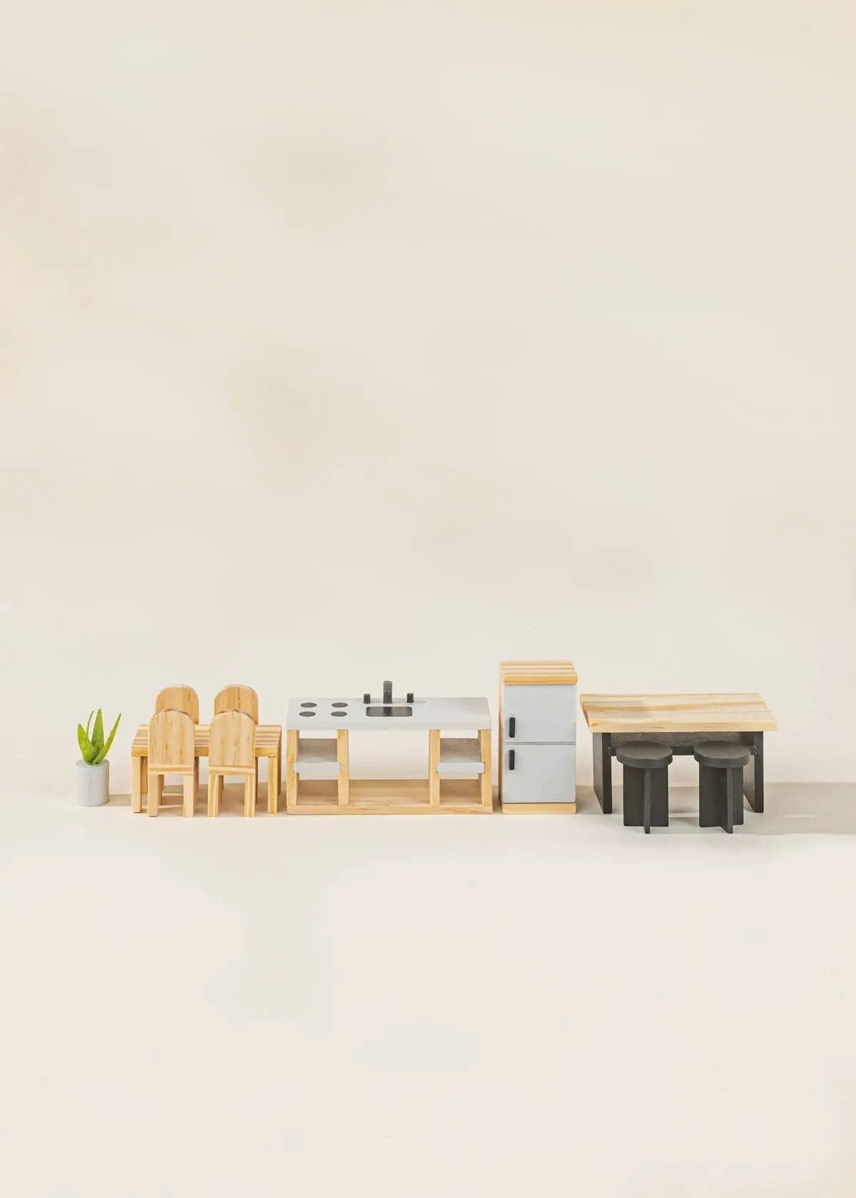Meubles et accessoires de cuisine en bois pour maison de poupée - Coco Village by Coco Village