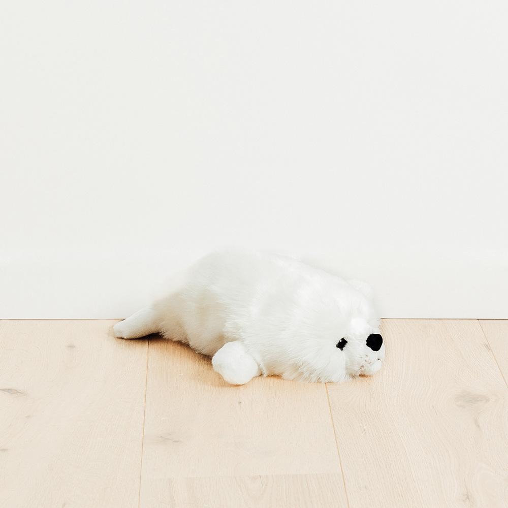 Ma peluche Phoque Arsène - La Pelucherie by La Pelucherie
