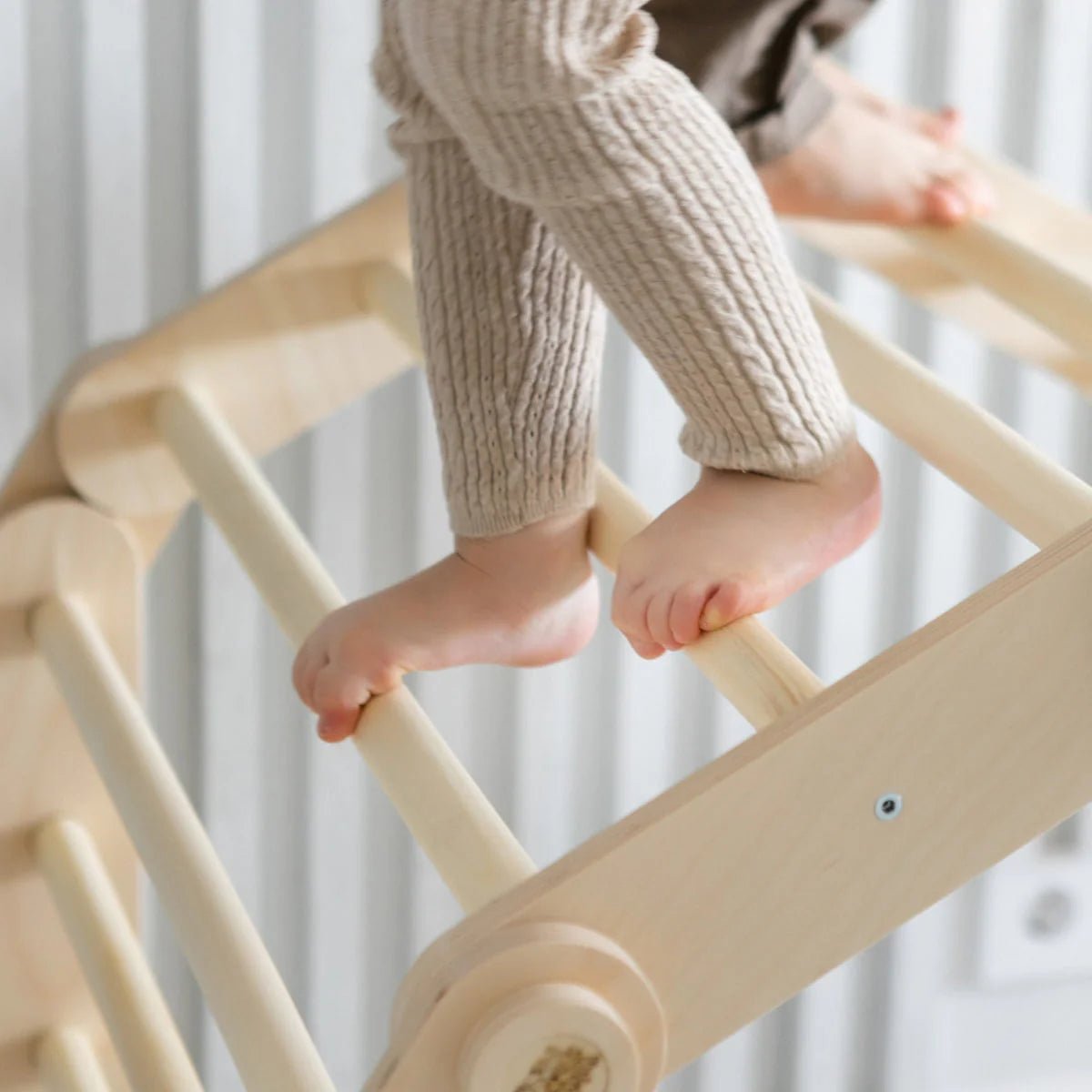 Ensemble d’escalade (set S) - bois brut (non verni), 18 à 24 mois - BusyKids by BusyKids