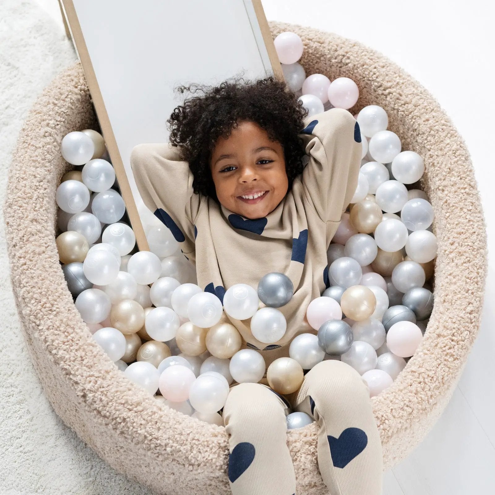 Boule de piscine à balles - 6 cm, lot de 200 pcs : perle, or, rose clair - Plush Nest - Misioo by Misioo