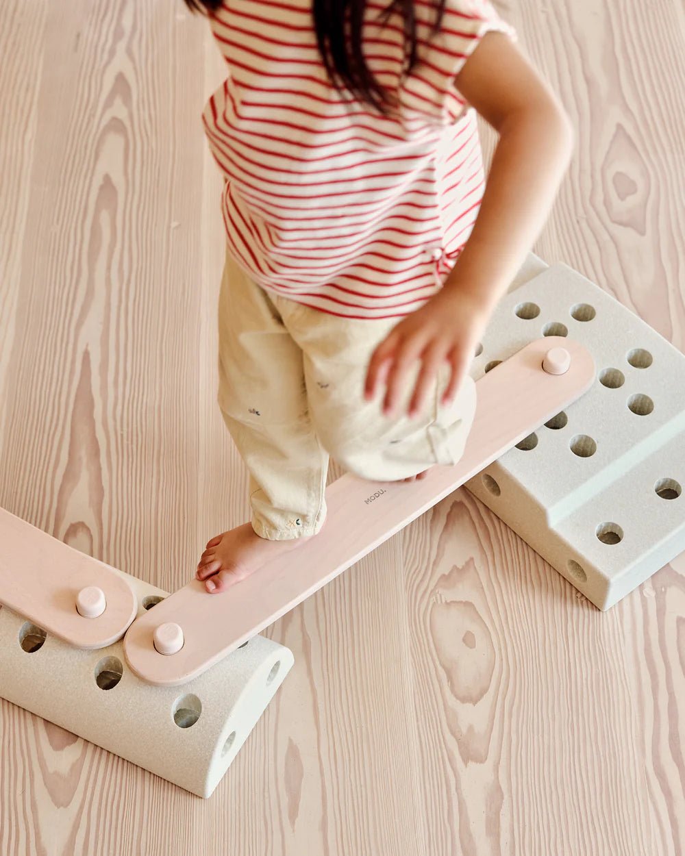 2x Poutres d'équilibre - Soft Rose - Modu - myplayground