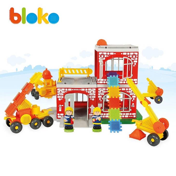 Coffret 100 Bloko + Caserne + 2 Pompiers - BLOKO 503635 - myplayground