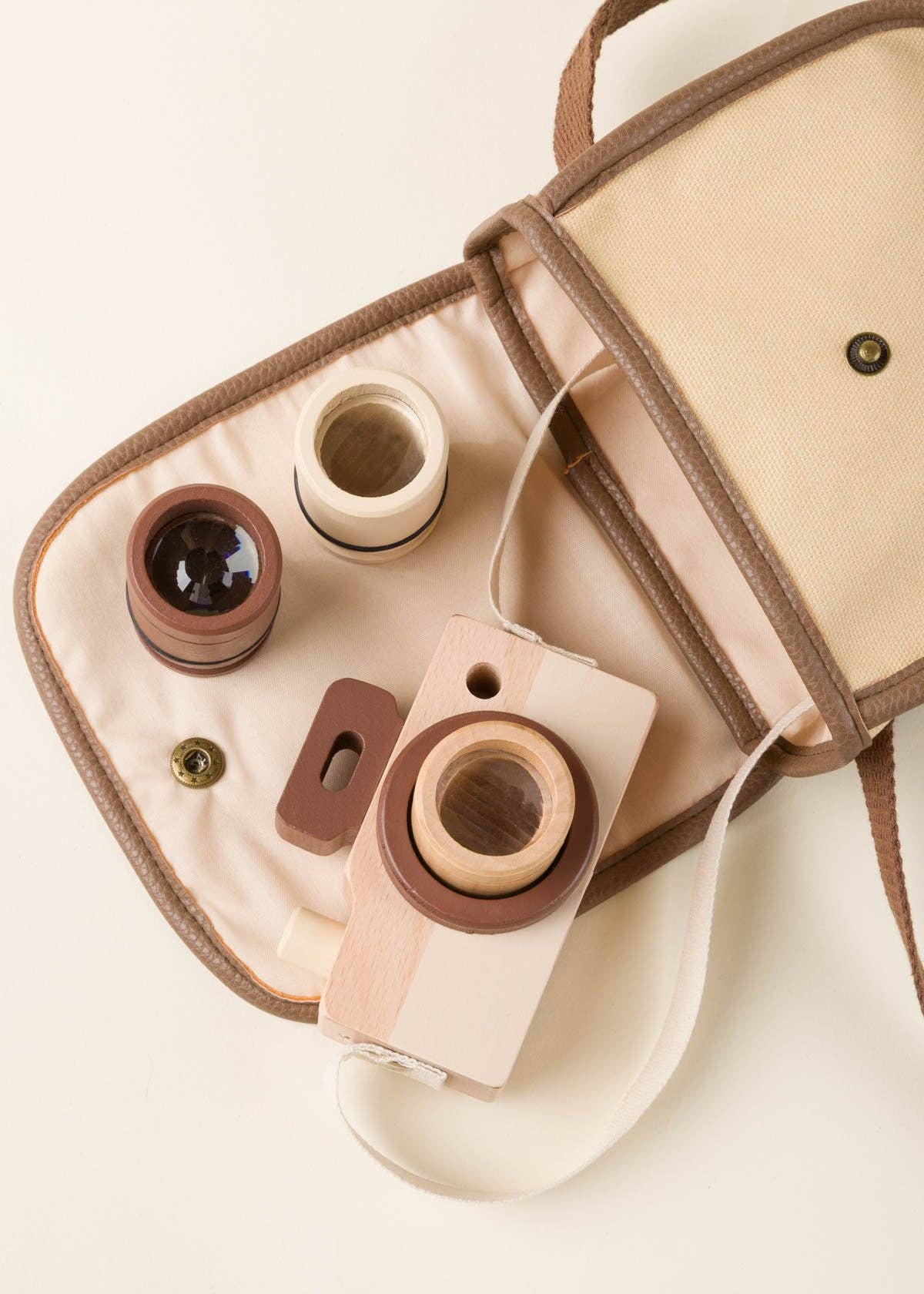 Appareil Photo en Bois avec Sac - Jouet Éducatif  Coco Village Appareil Photo en Bois avec Sac - Jouet Éducatif myplayground
