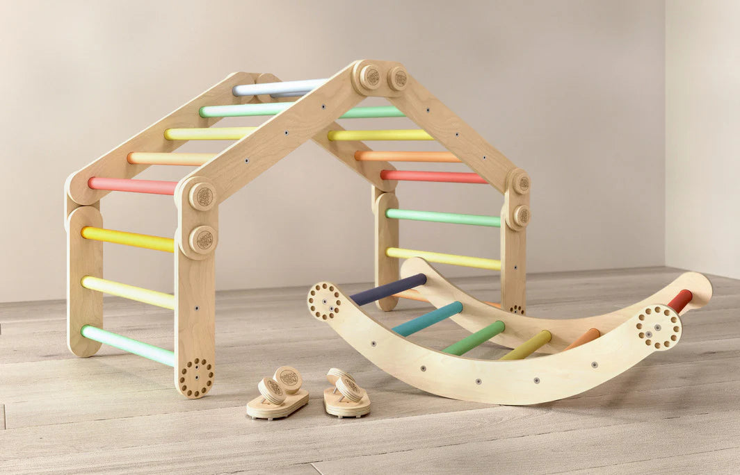 BusyKids - Grand Ensemble d'Escalade Inclinable (set L avec Rocker) Couleurs Arc-en-ciel - Bois Brut (non verni) - 18 à 24 mois  BusyKids BusyKids - Grand Ensemble d'Escalade Inclinable (set L avec Rocker) Couleurs Arc-en-ciel - Bois Brut (non verni) - 18 à 24 mois myplayground