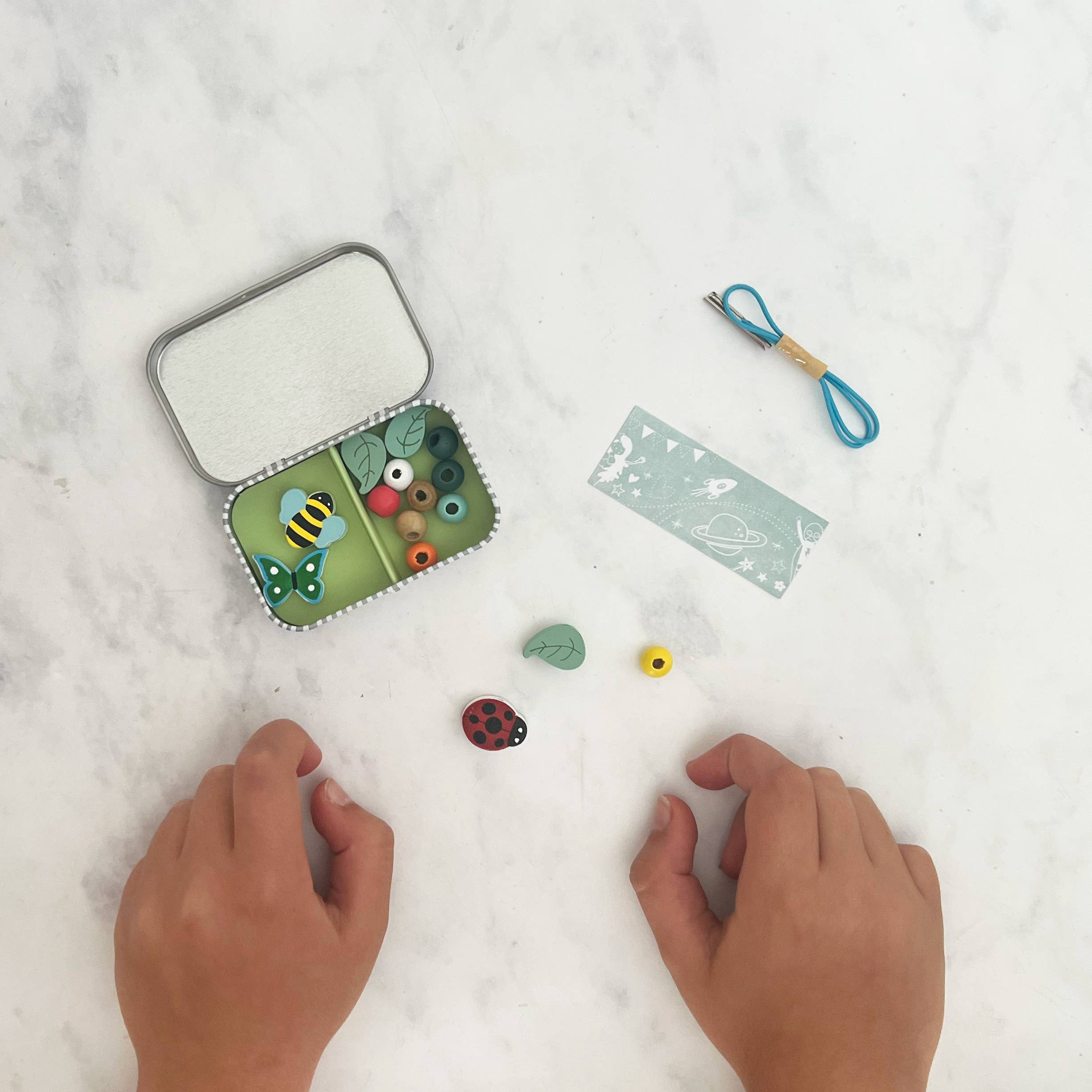 Coffret cadeau pour bracelet Minibeast  Cotton Twist Coffret cadeau pour bracelet Minibeast myplayground