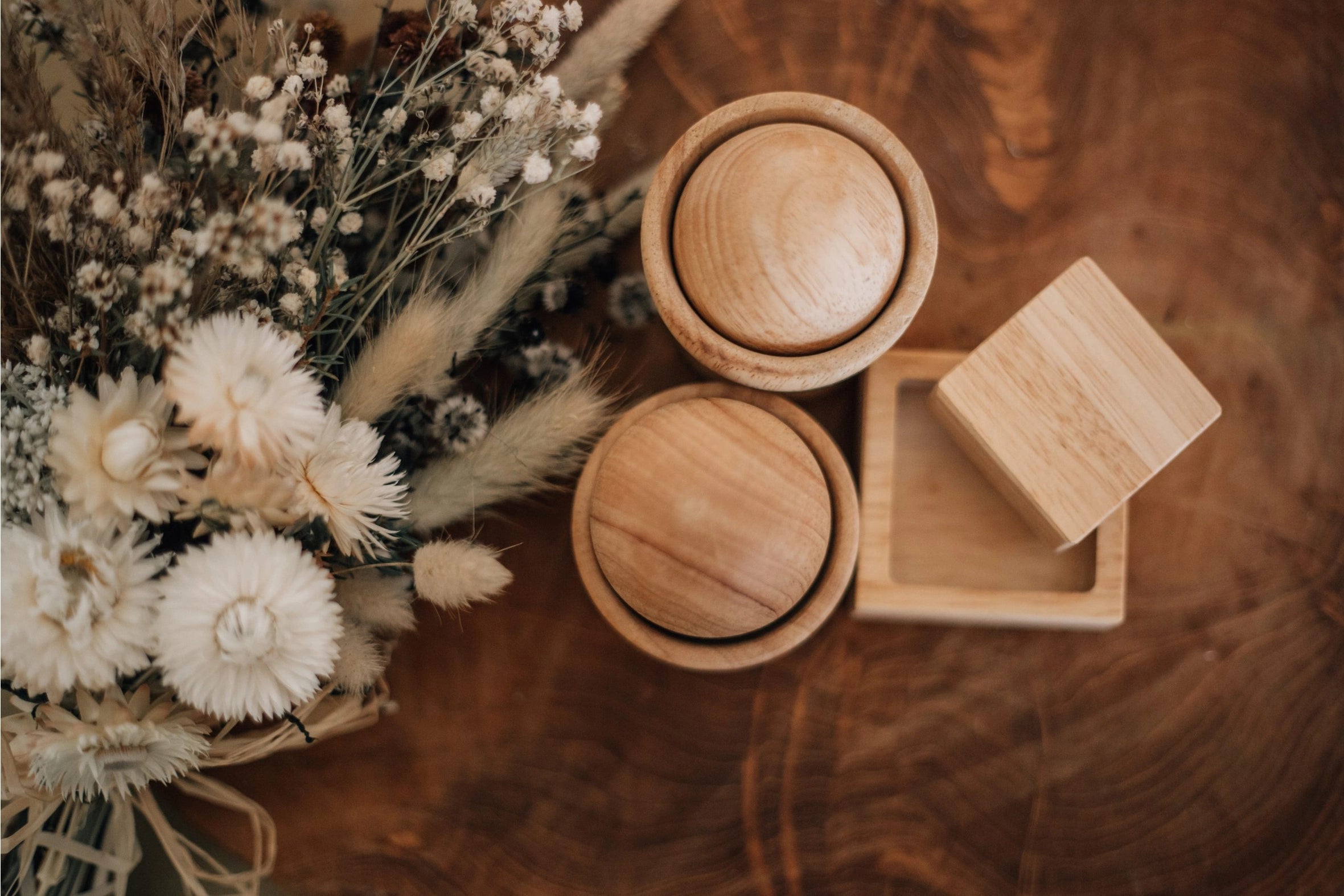 Ensemble d'œufs, de boules et de tasses Montessori  QToys USA  myplayground