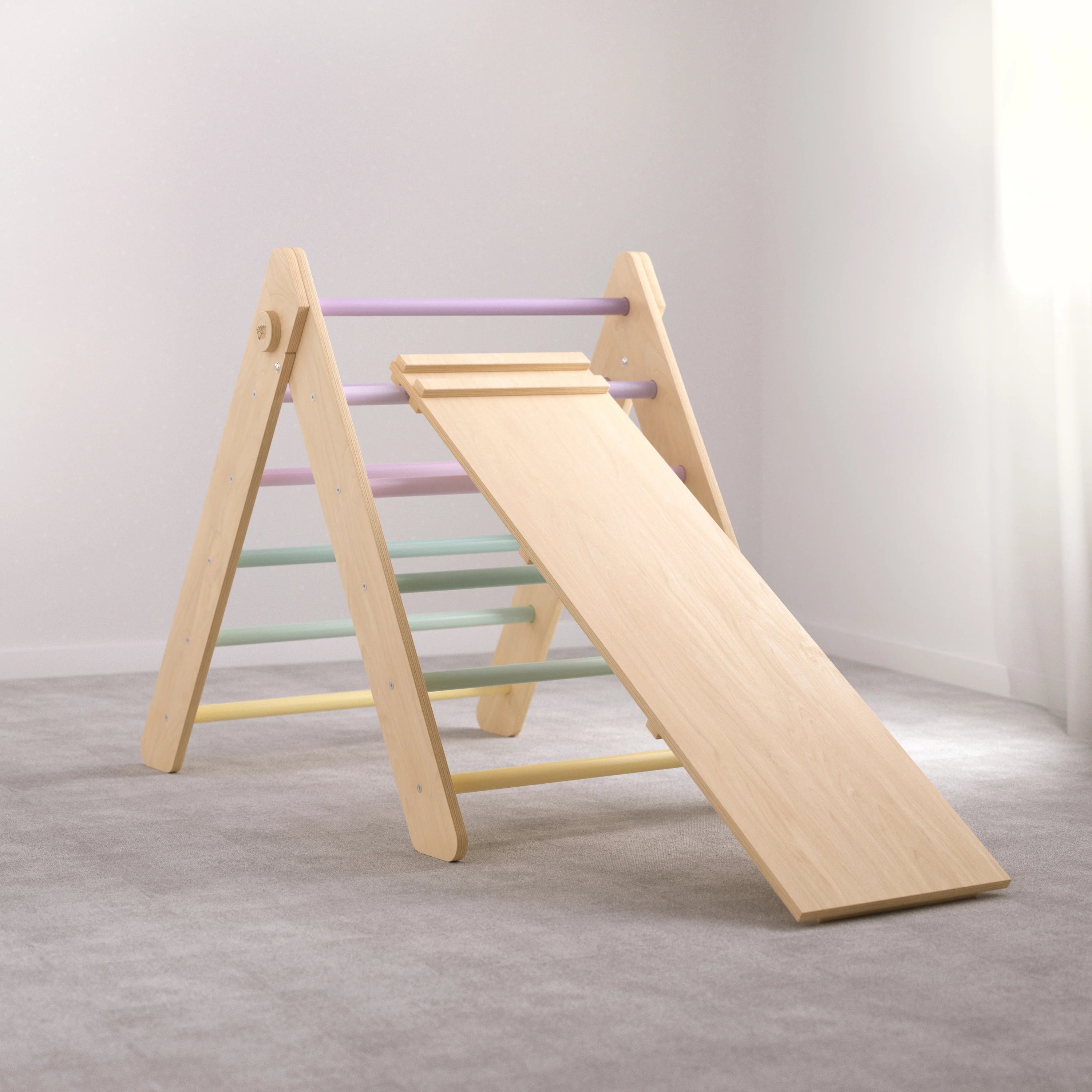 BusyKids - Ensemble Triangle de Pikler et Planche à Double Face Couleurs Pastel - Bois Natura - 12 à 18 mois  BusyKids BusyKids - Ensemble Triangle de Pikler et Planche à Double Face Couleurs Pastel - Bois Natura - 12 à 18 mois myplayground