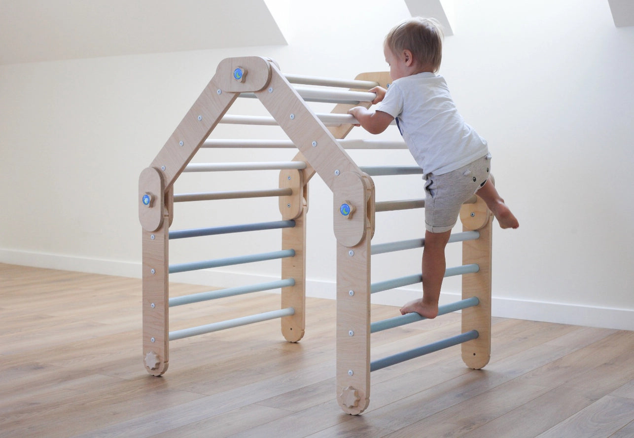Grimpeur Transformable Bleu, Triangle Pikler Modifiable - Jeu de Motricité Enfant - Happymoon  HappyMoon  myplayground