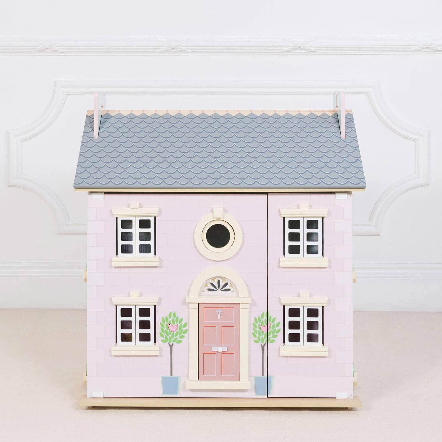 Maison de poupée Bay Tree - Jeu éducatif enfant  Le Toy Van Maison de poupée Bay Tree - Jeu éducatif enfant myplayground