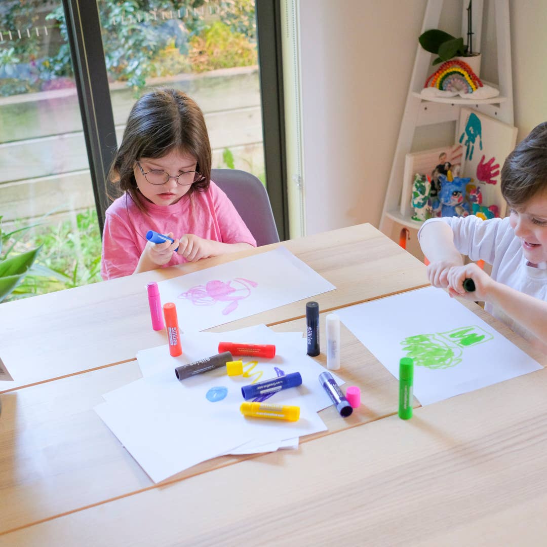 Bâtonnets de peinture Silkies Lot de 12 - My Creative Box  My Creative Box Bâtonnets de peinture Silkies Lot de 12 - My Creative Box myplayground