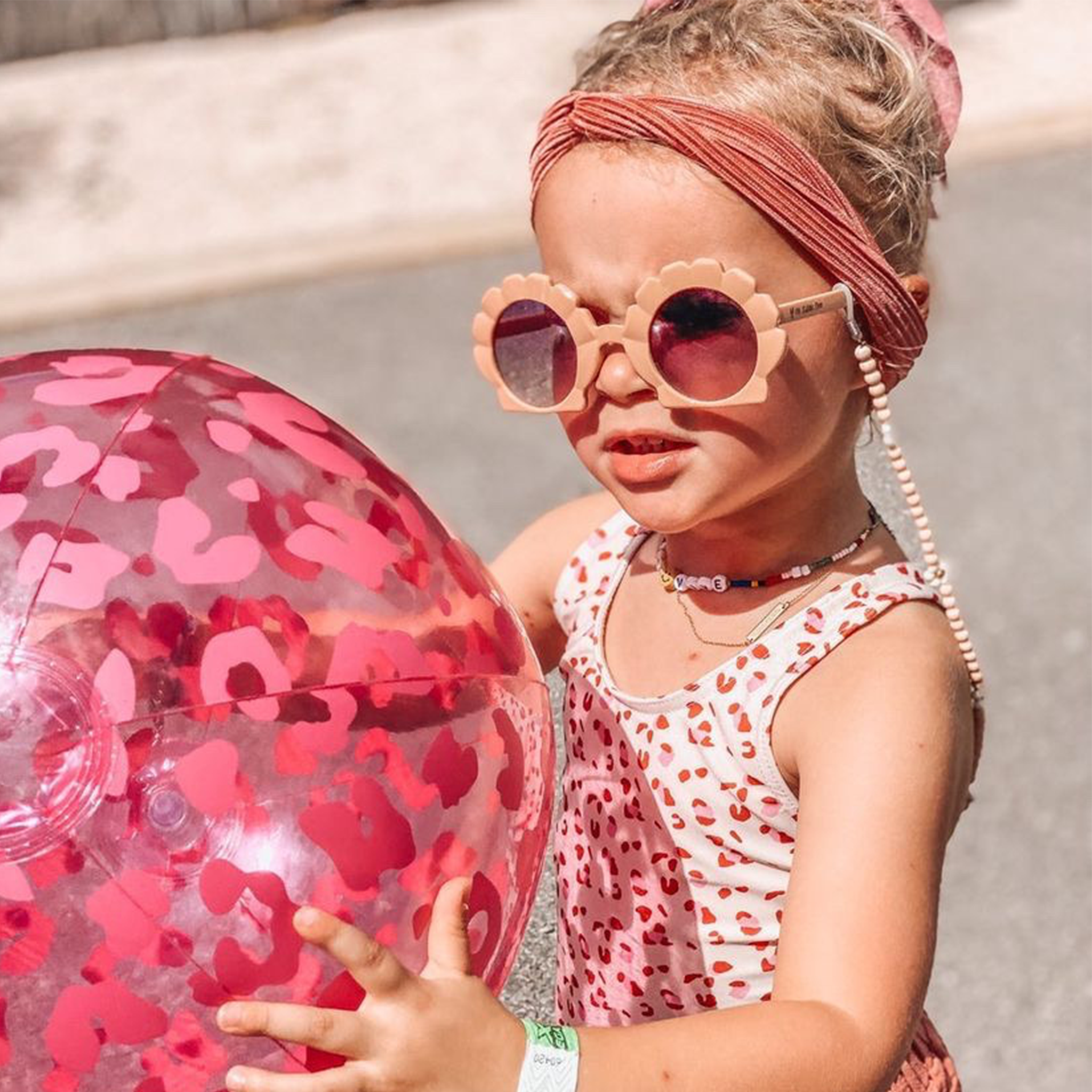 Balle Swim Essentials « Imprimé Néon Panterprint » - Jeu de plage  Swim Essentials Balle Swim Essentials « Imprimé Néon Panterprint » - Jeu de plage myplayground