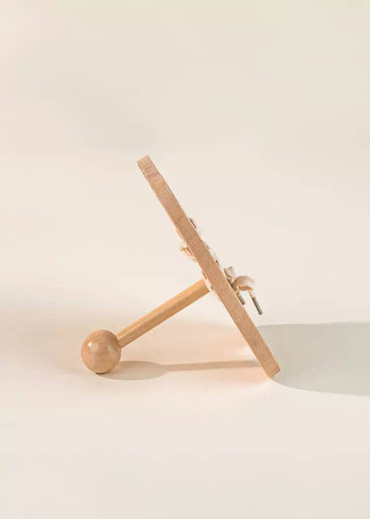 Jeu de laçage en bois