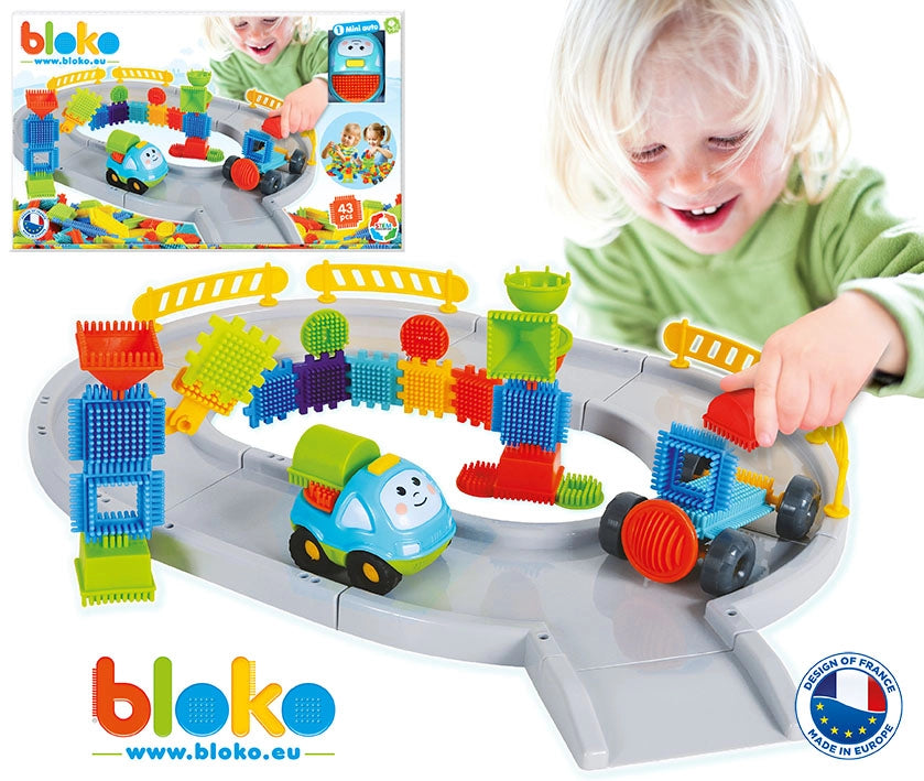 Coffret circuit de course auto avec 43 Bloko - Bloko  Bloko Coffret circuit de course auto avec 43 Bloko - Bloko myplayground