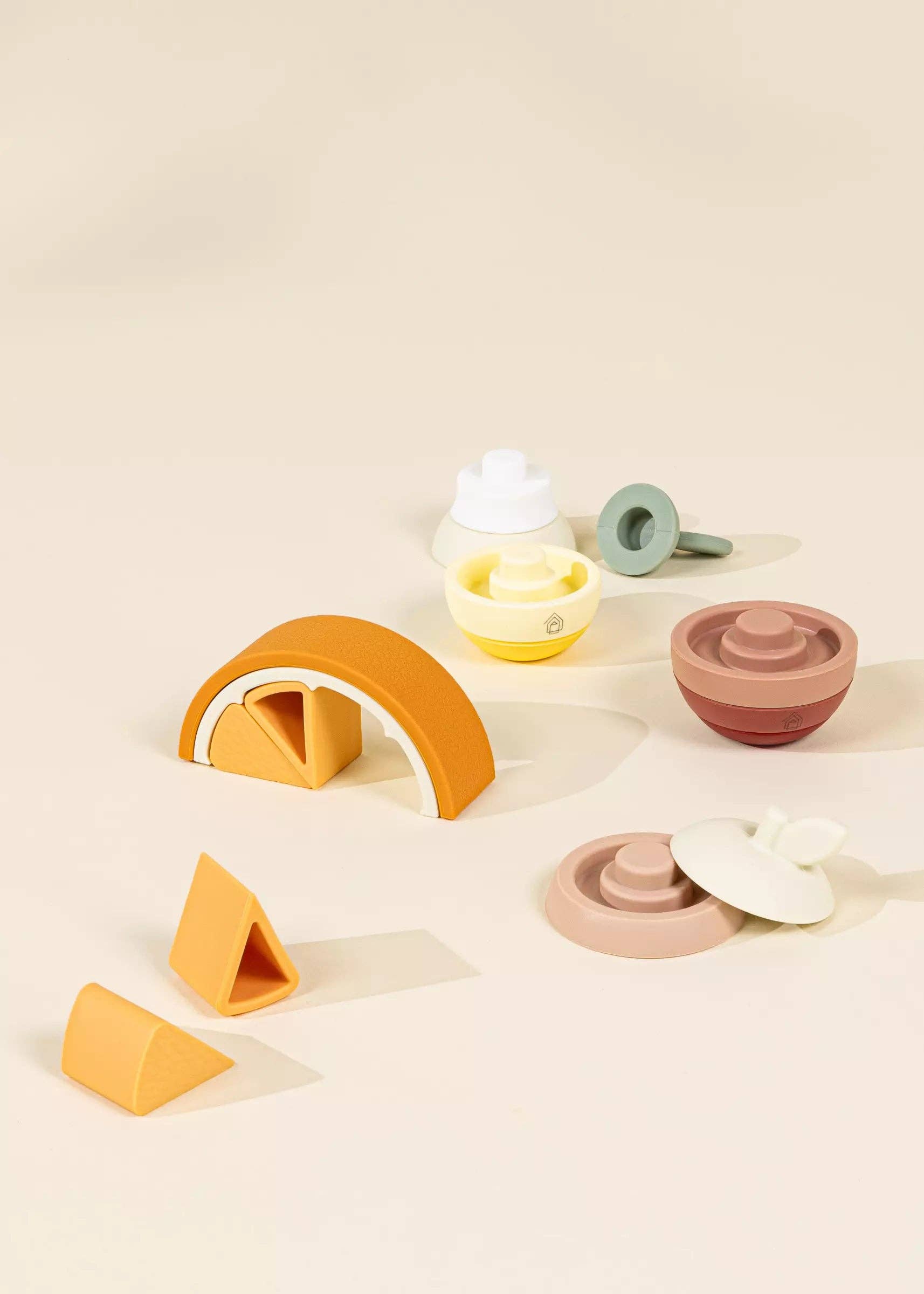 3 ensembles de fruits empilables en silicone (16 pièces) - Jeu de construction montessori enfant  Coco Village  myplayground