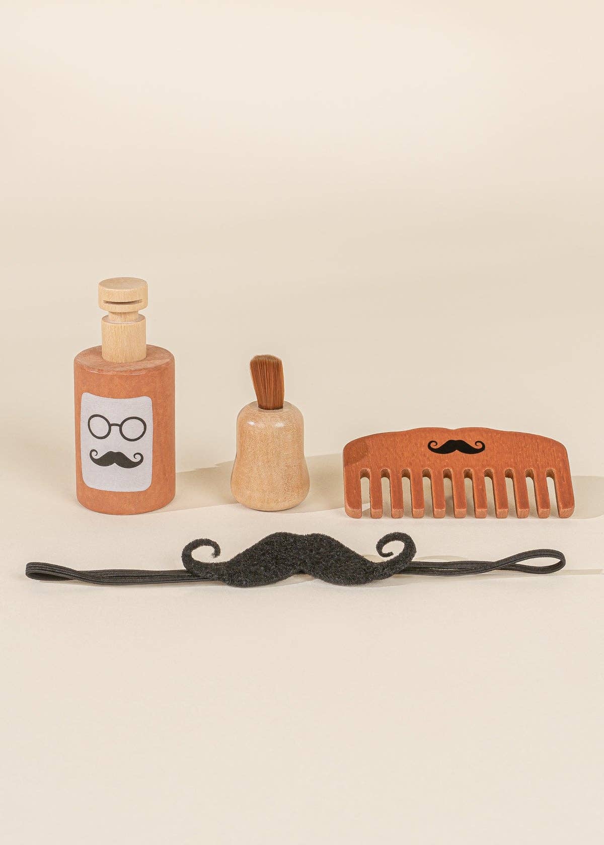 Ensemble de coiffeur en bois  Coco Village Ensemble de coiffeur en bois myplayground