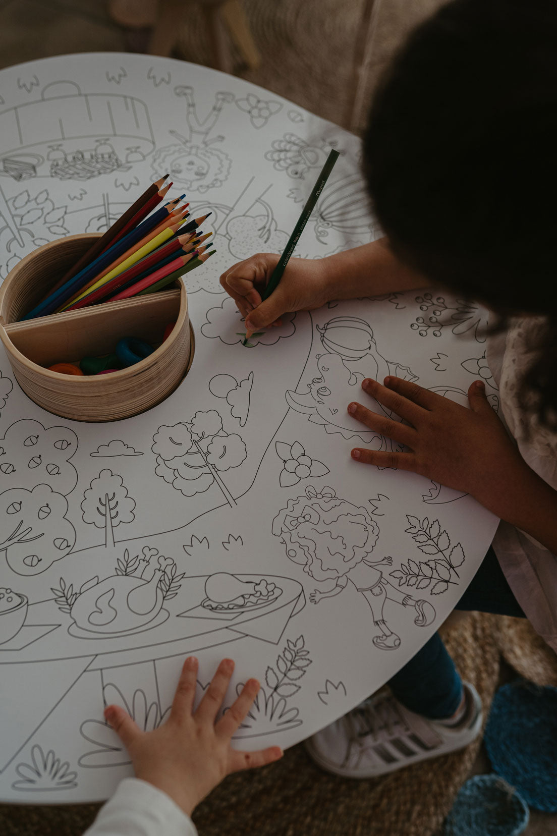 Recharge de 20 feuilles pour tables à dessin Drawin Table - Drawin'Kids - Adventure mates Coloriages Drawin'Kids Recharge de 20 feuilles pour tables à dessin Drawin Table - Drawin'Kids - Adventure mates myplayground