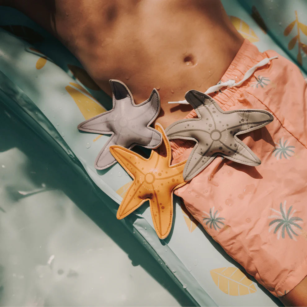 Jouets de plongée Étoile de mer - Swim Essential  myplayground Jouets de plongée Étoile de mer - Swim Essential myplayground