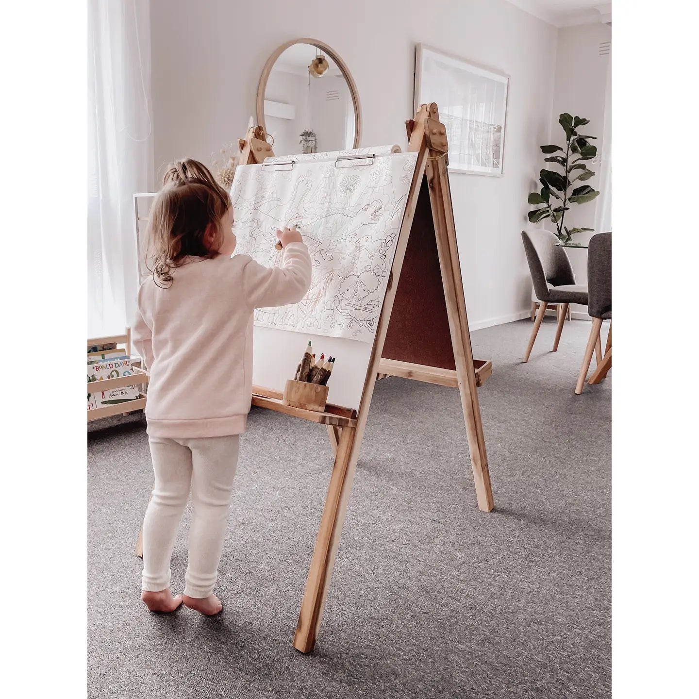 Chevalet de peinture 5 en 1  QToys USA Chevalet de peinture 5 en 1 myplayground