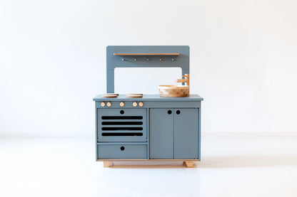 Cuisine en bois bleu poussiereux - Jeu educatif pour enfant